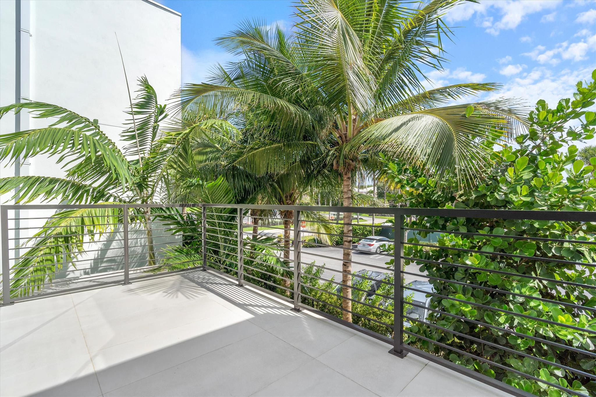 1068 Del Harbour Drive