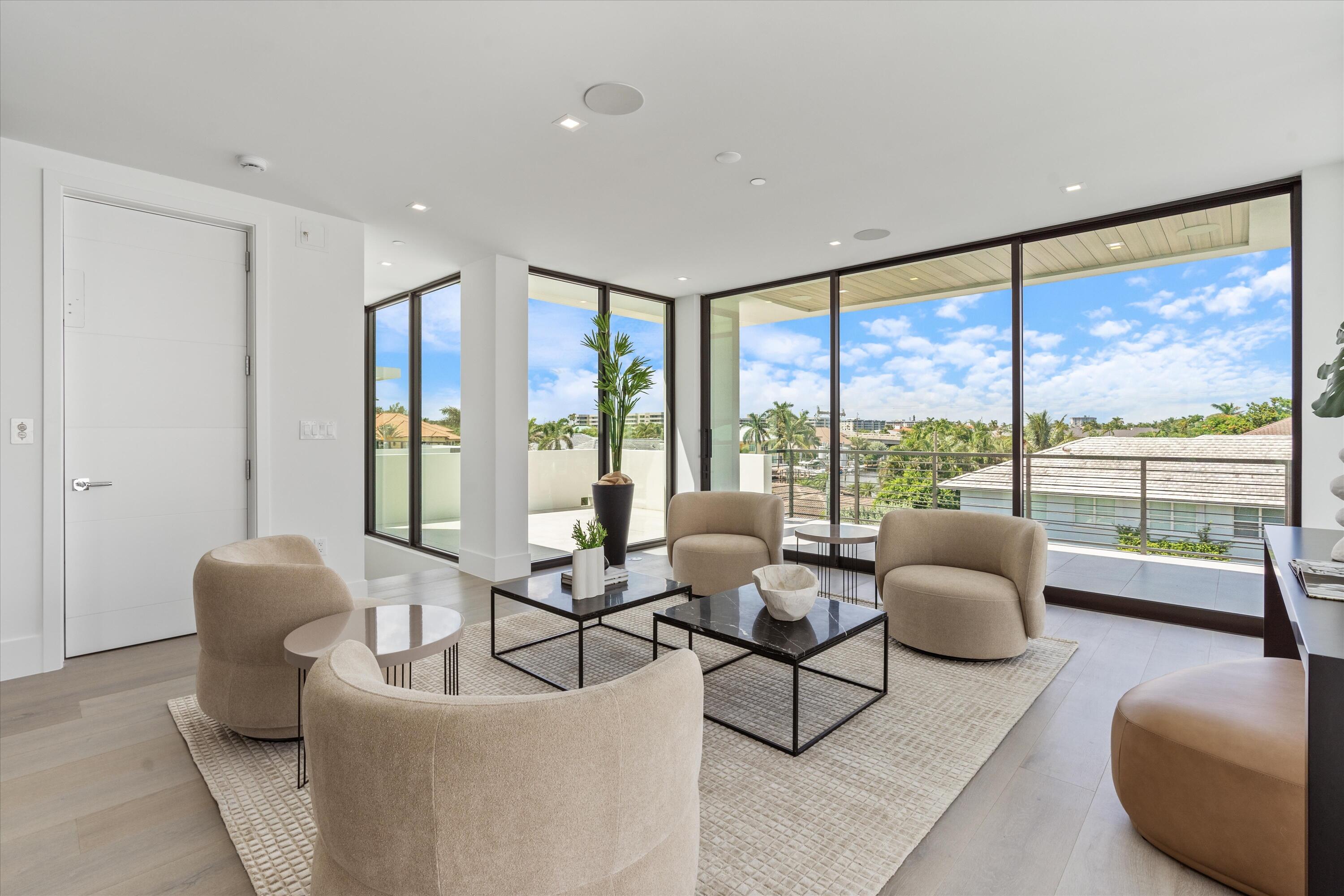 1068 Del Harbour Drive