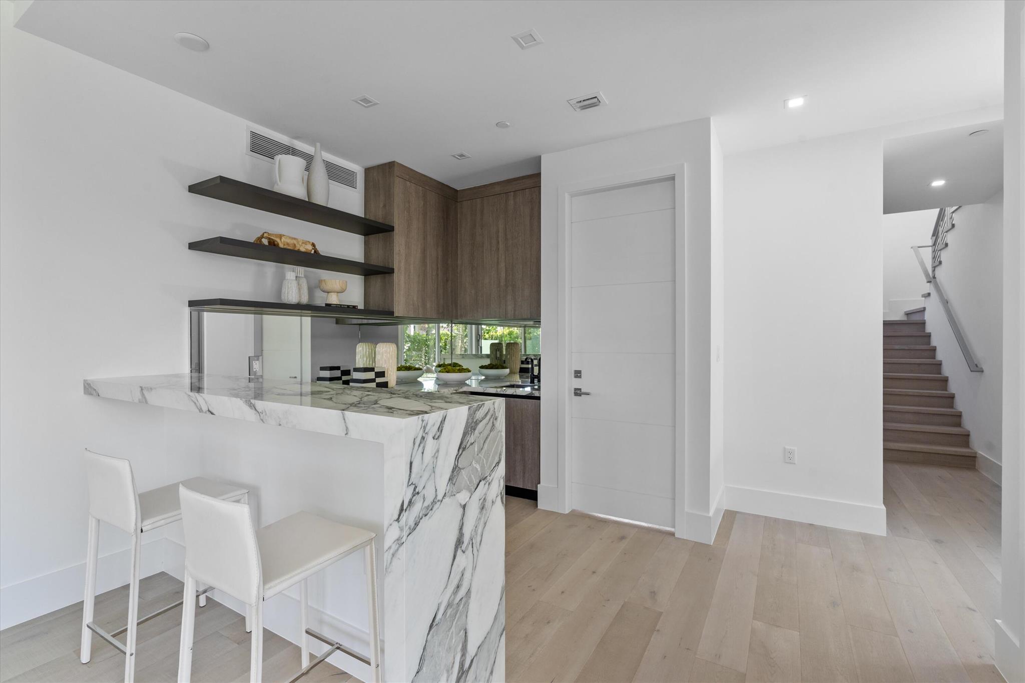 1070 Del Harbour Drive