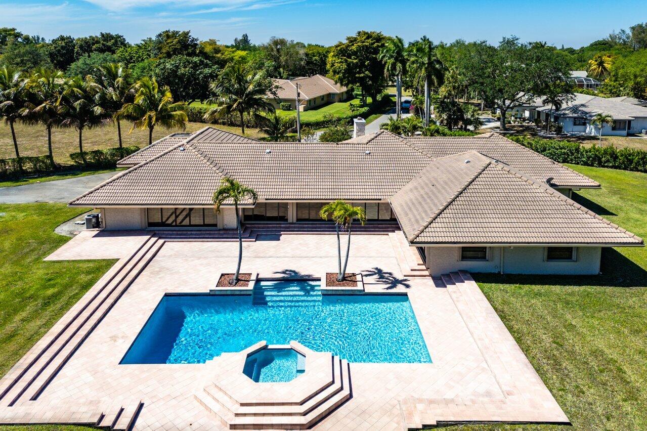 9351 NW 42nd Street