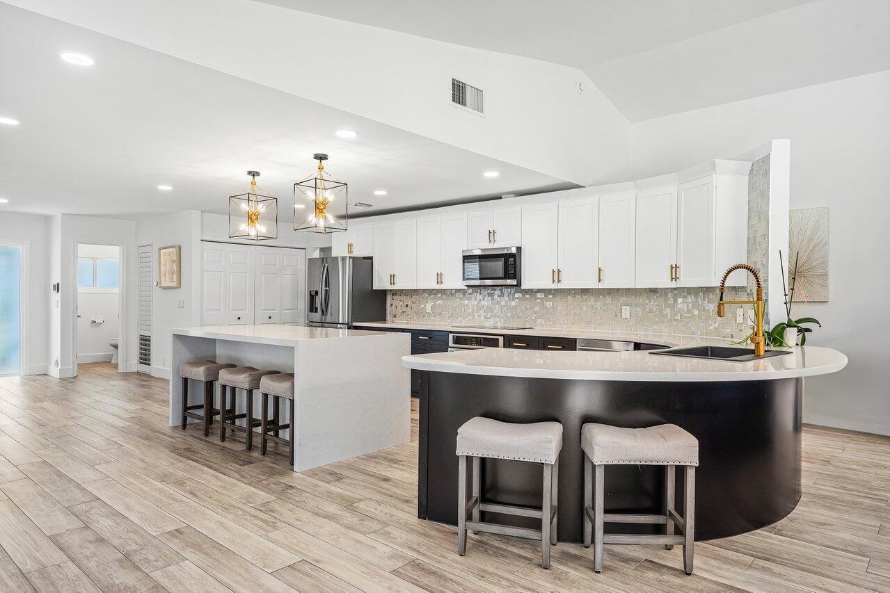 7700 NE Spanish Trail Court