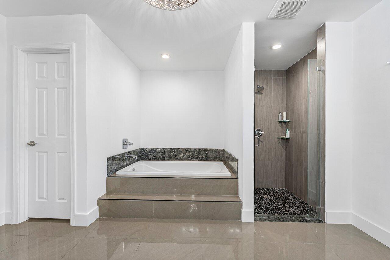 7700 NE Spanish Trail Court