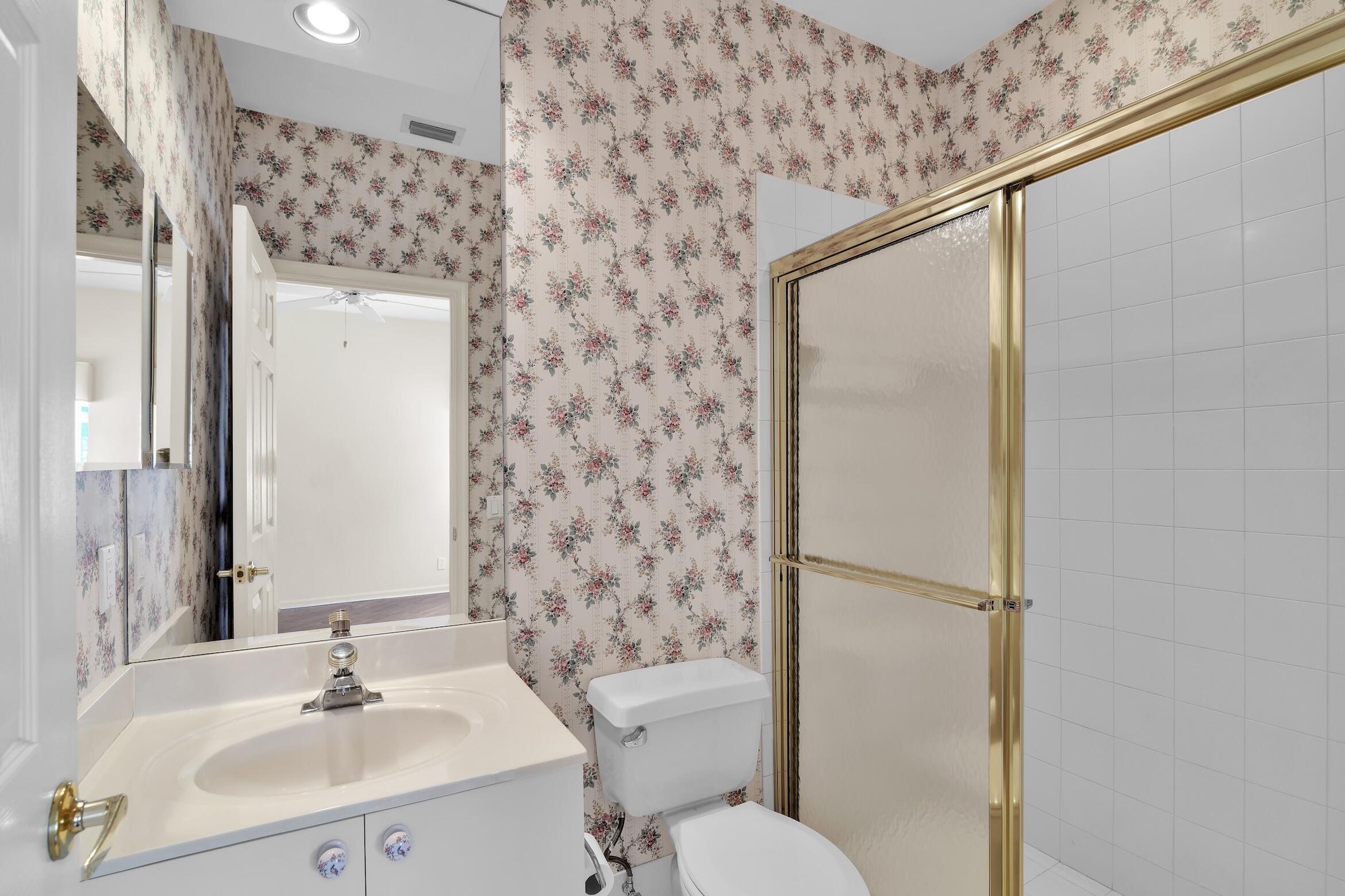 4132 NW 55th Place