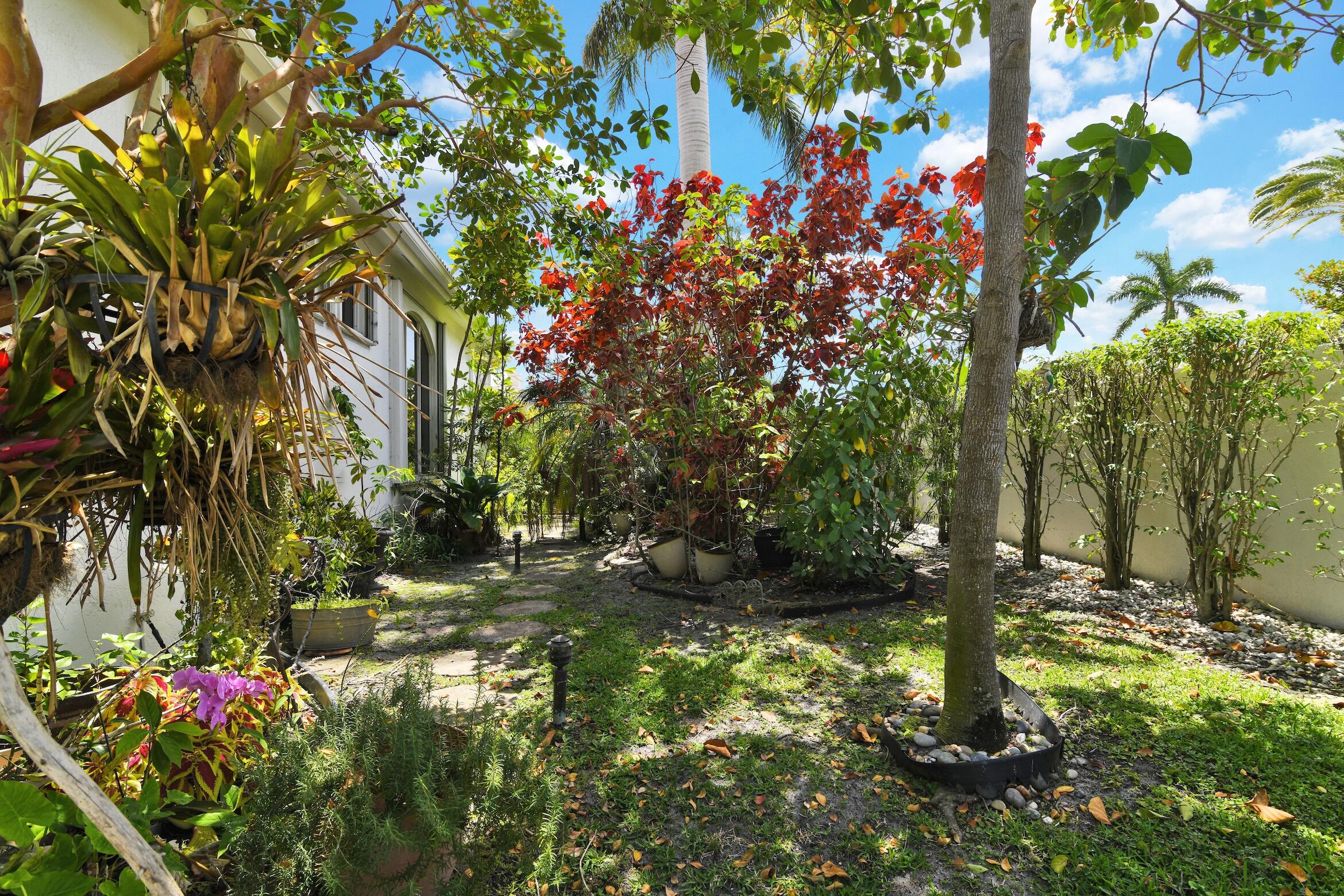 4132 NW 55th Place