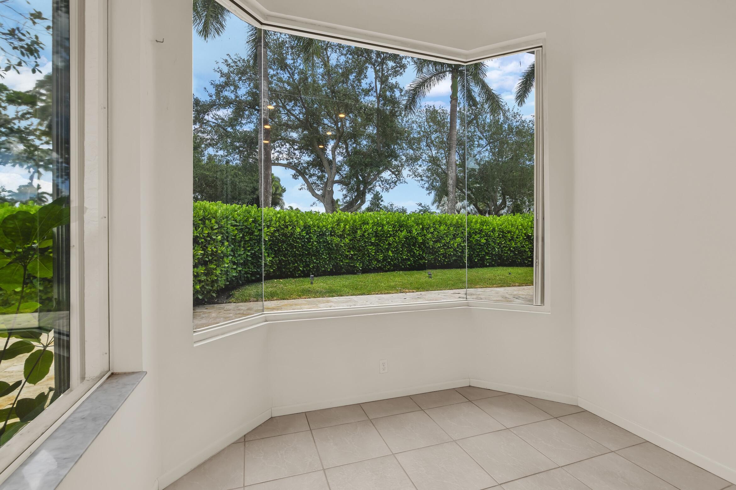 4132 NW 55th Place