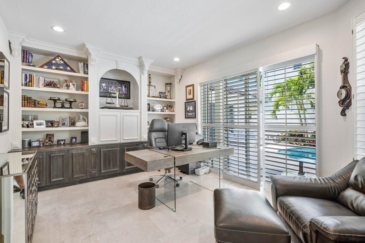 6379 Avalon Pointe Court