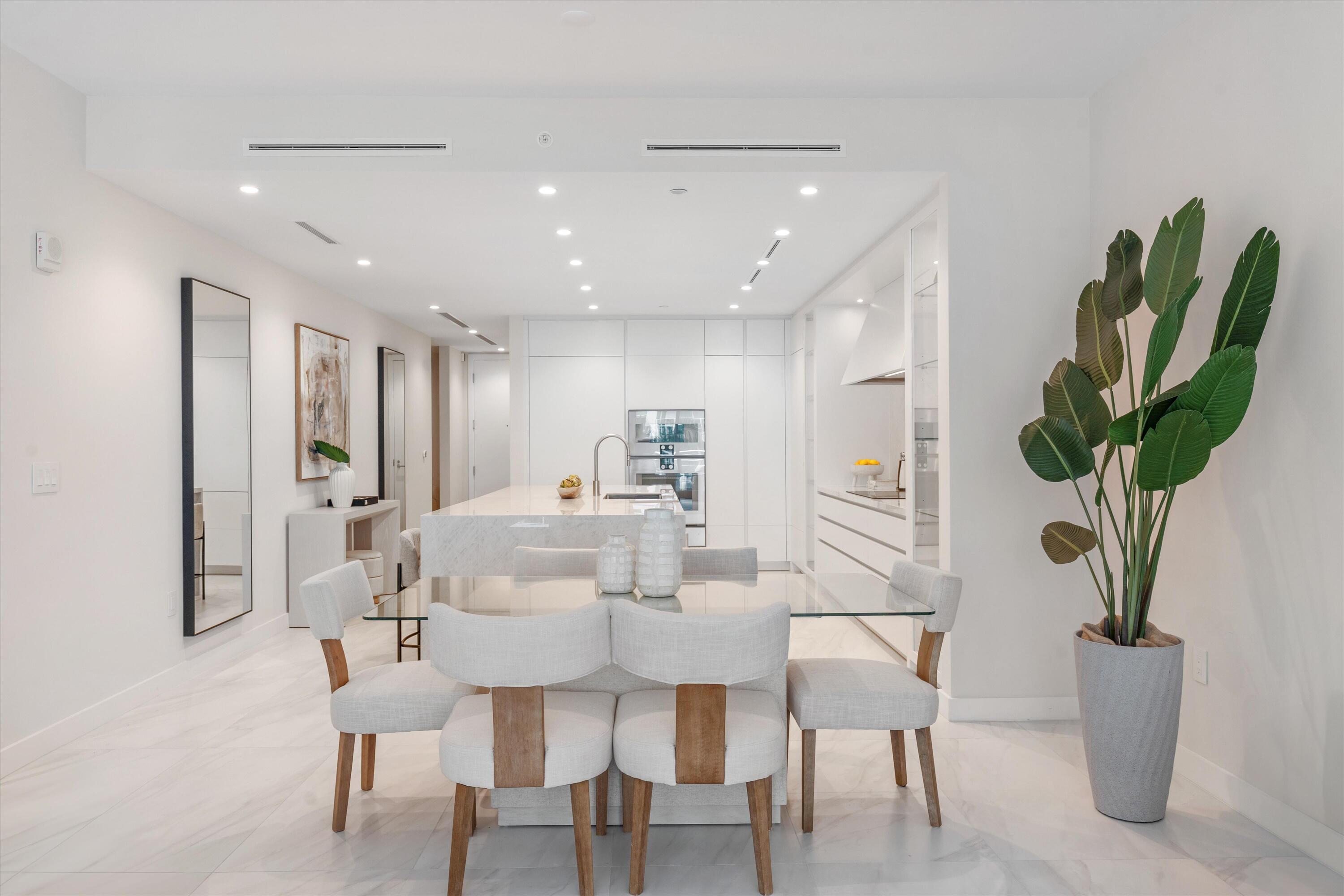 220 SE Mizner Boulevard 512