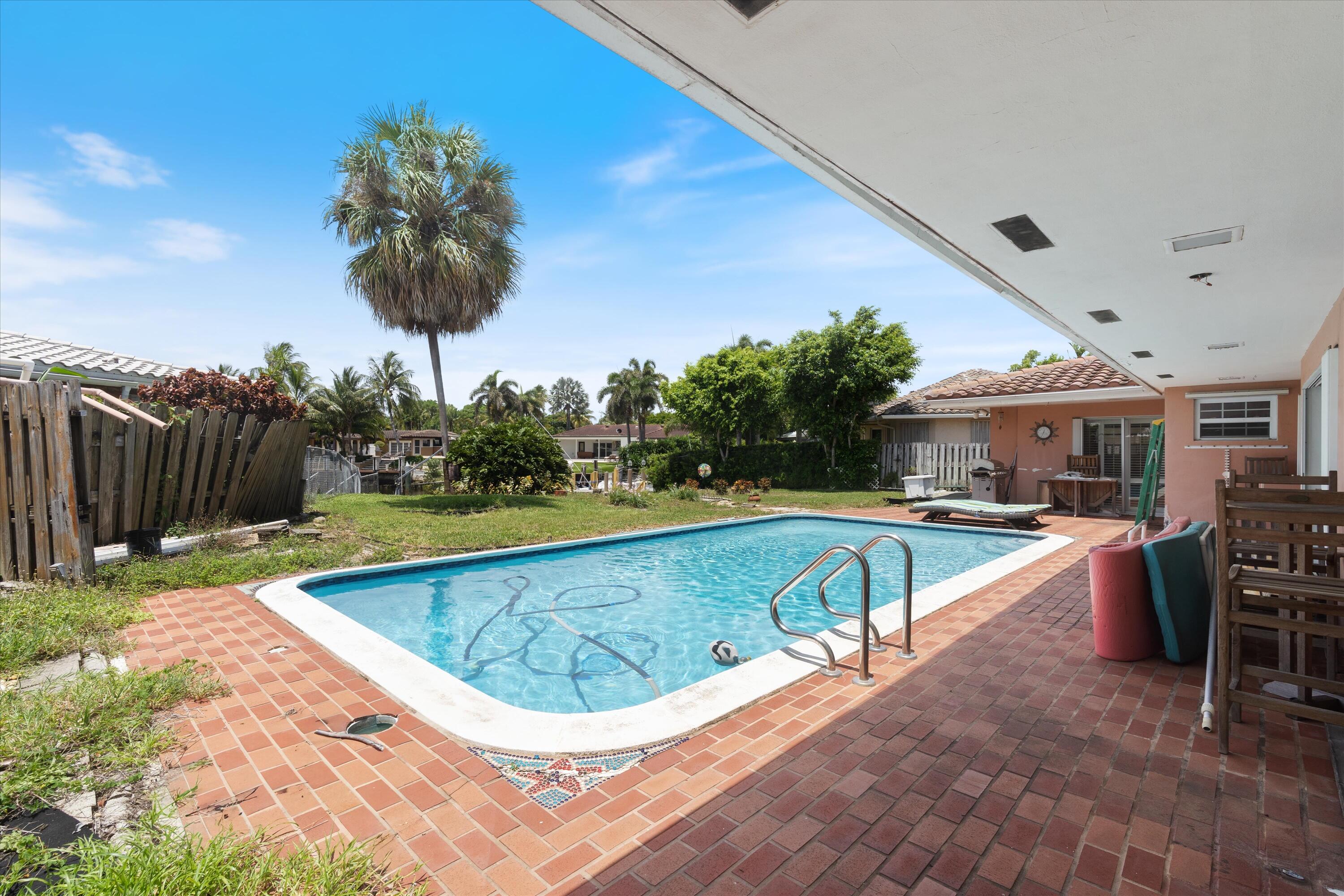 1250 SE 10th Street