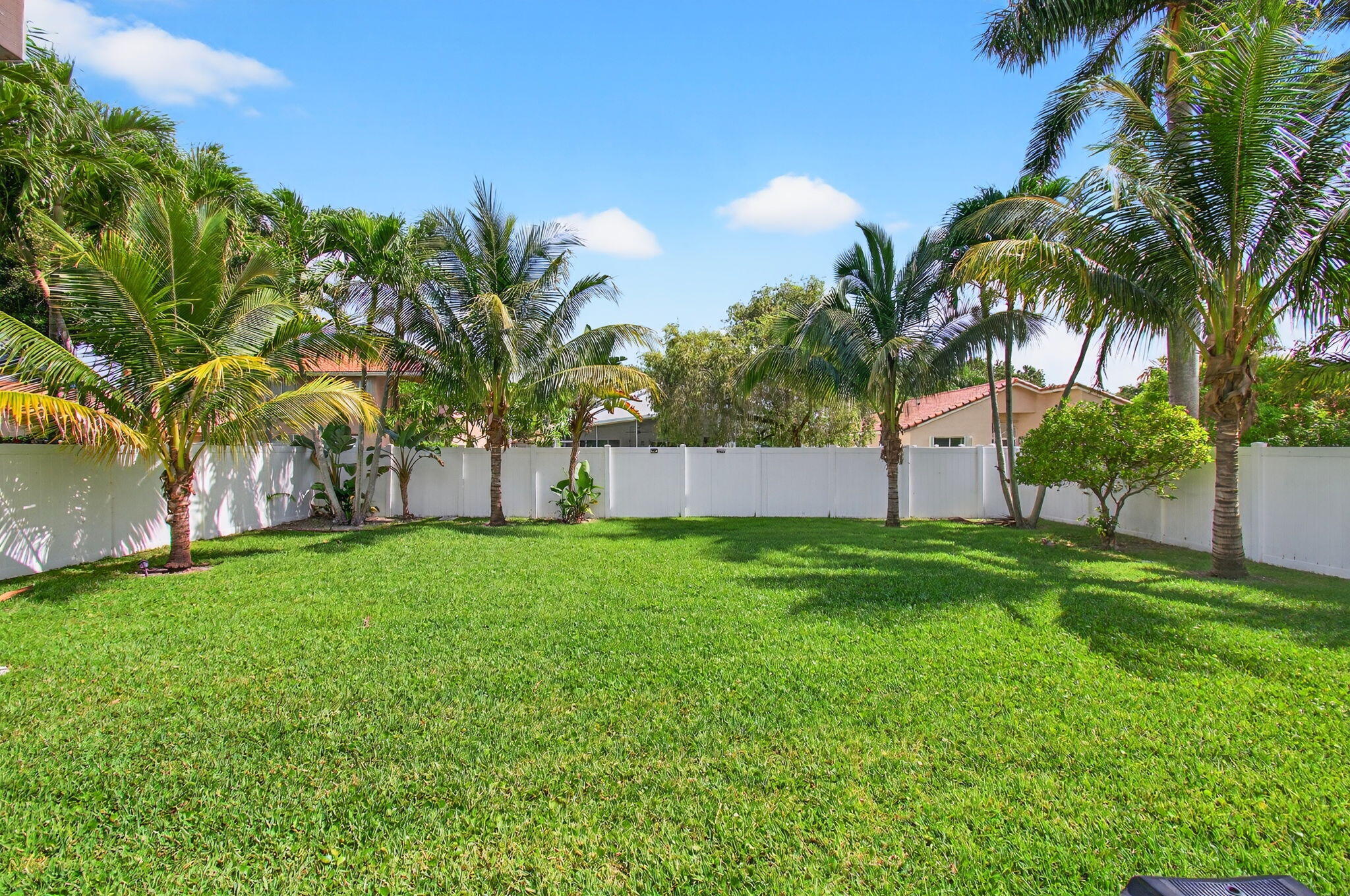 4551 NW 7th Street