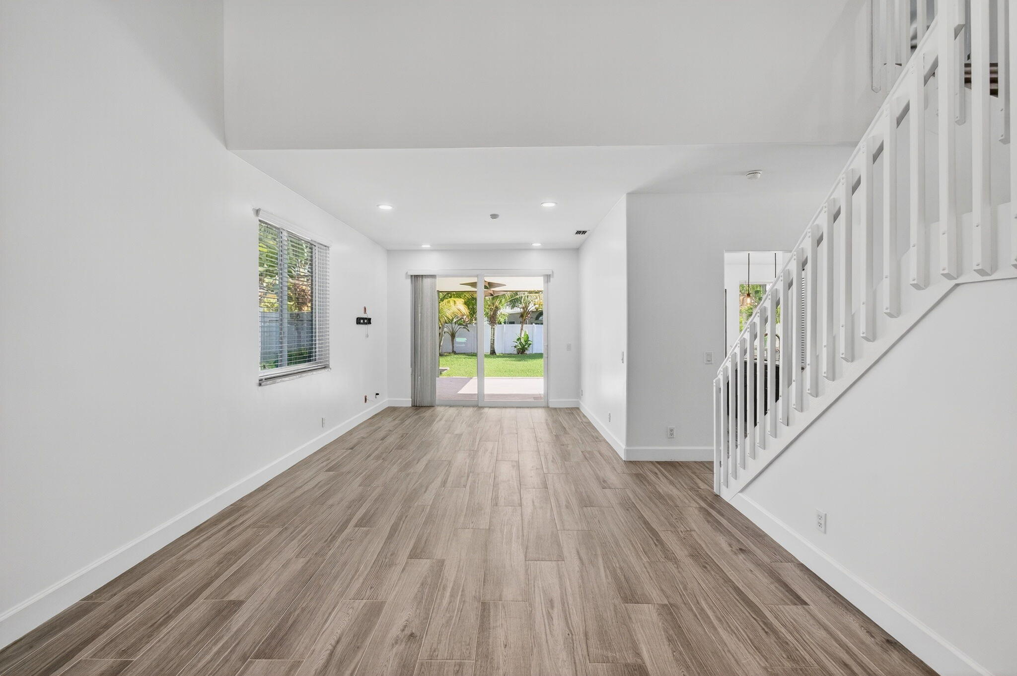 4551 NW 7th Street