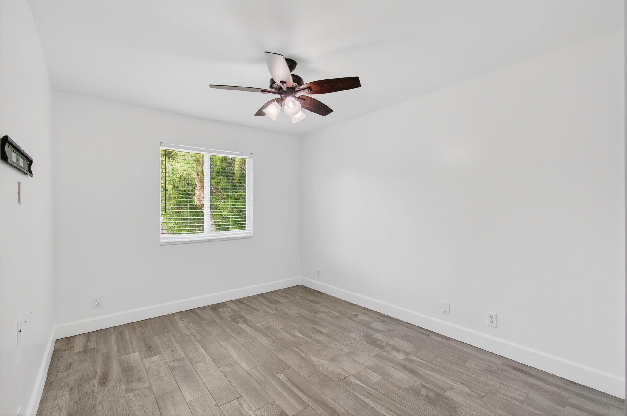 4551 NW 7th Street