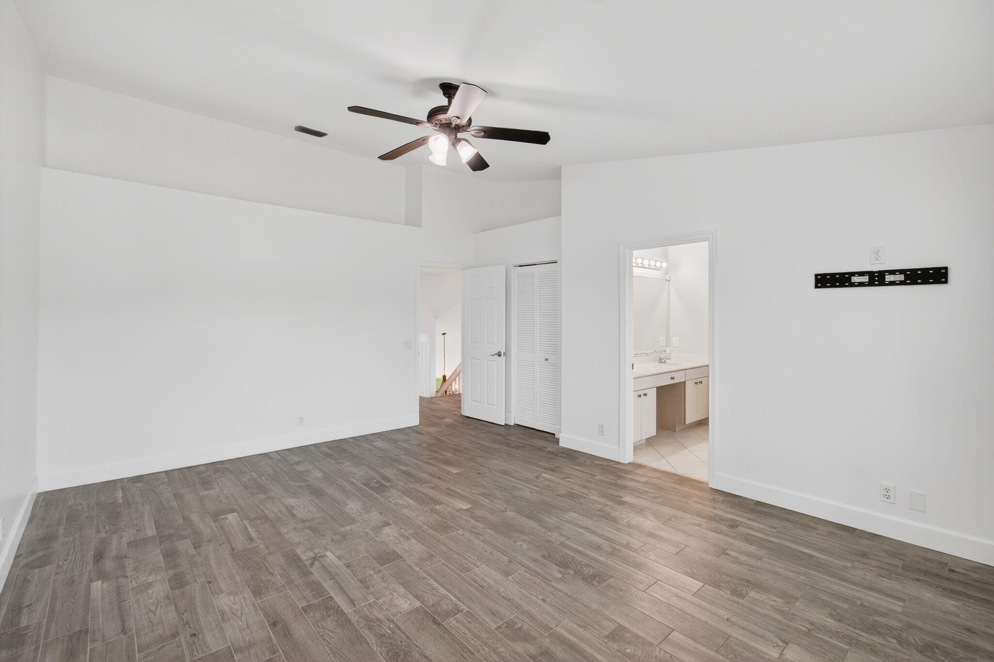 4551 NW 7th Street
