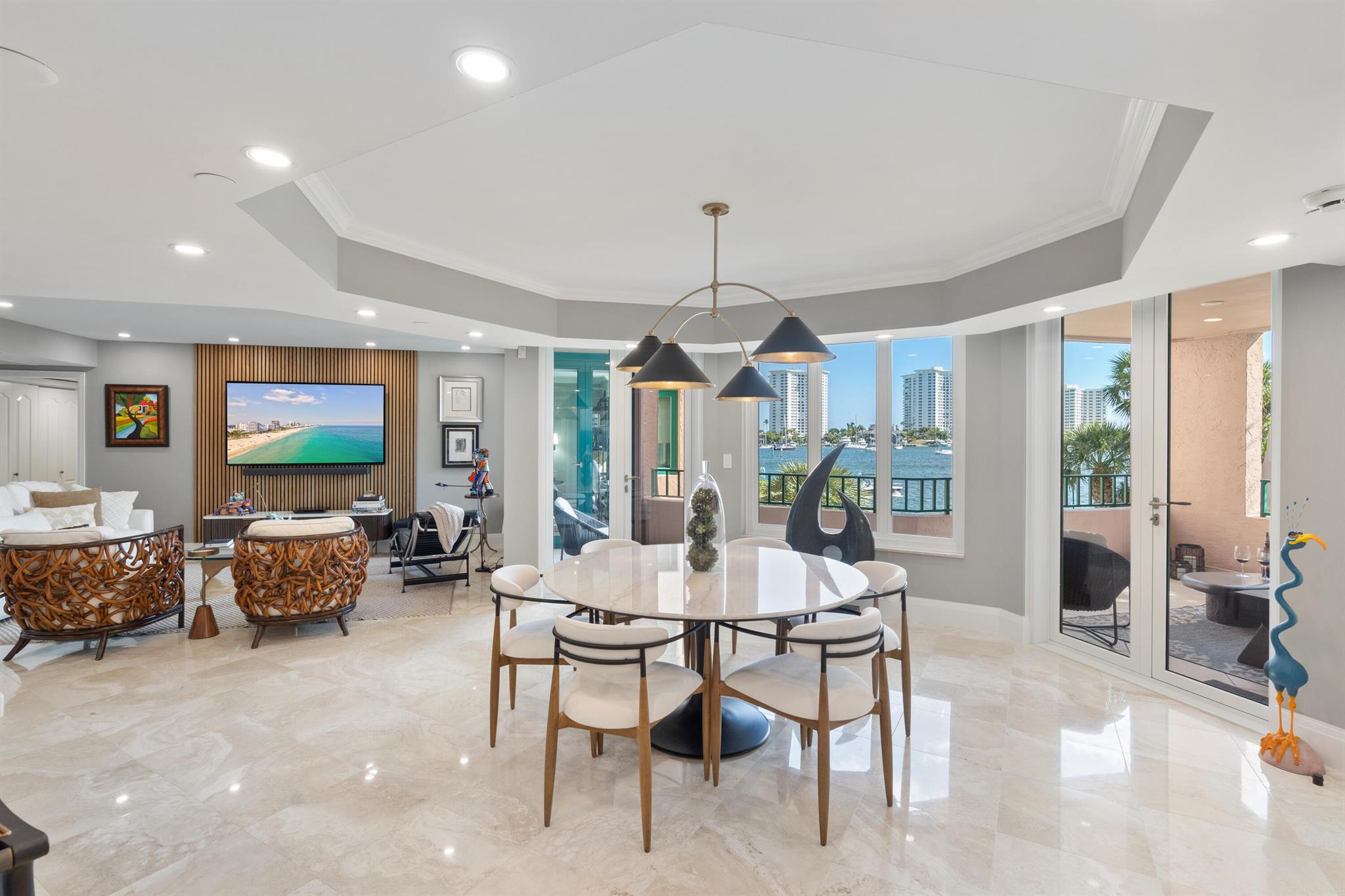 140 SE 5th Avenue Unit 250