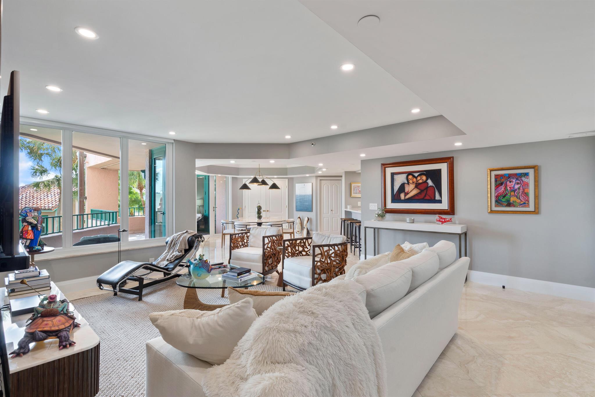 140 SE 5th Avenue Unit 250