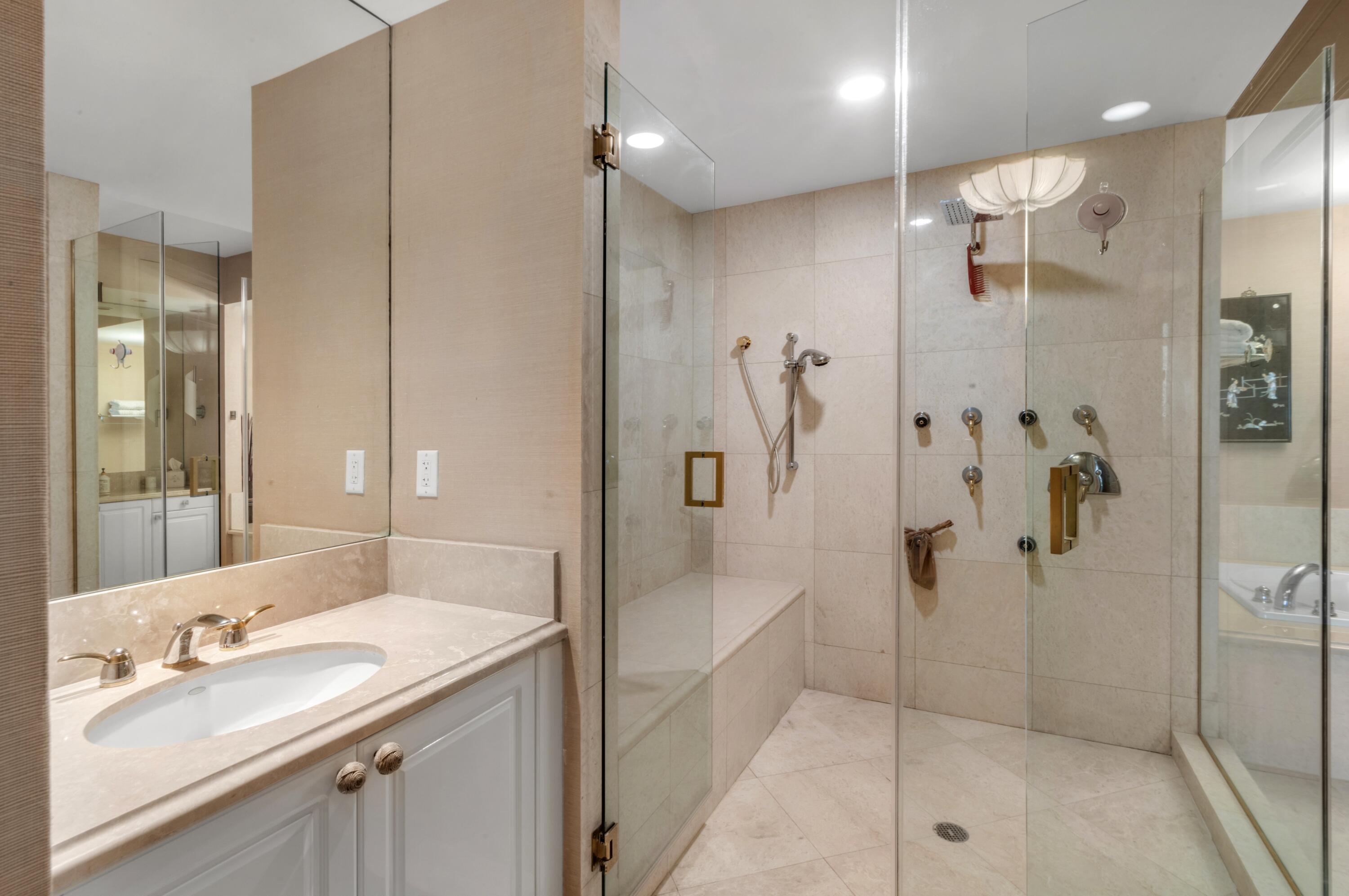 1063 Hillsboro Mile 606, Hillsboro Beach Unit: 606