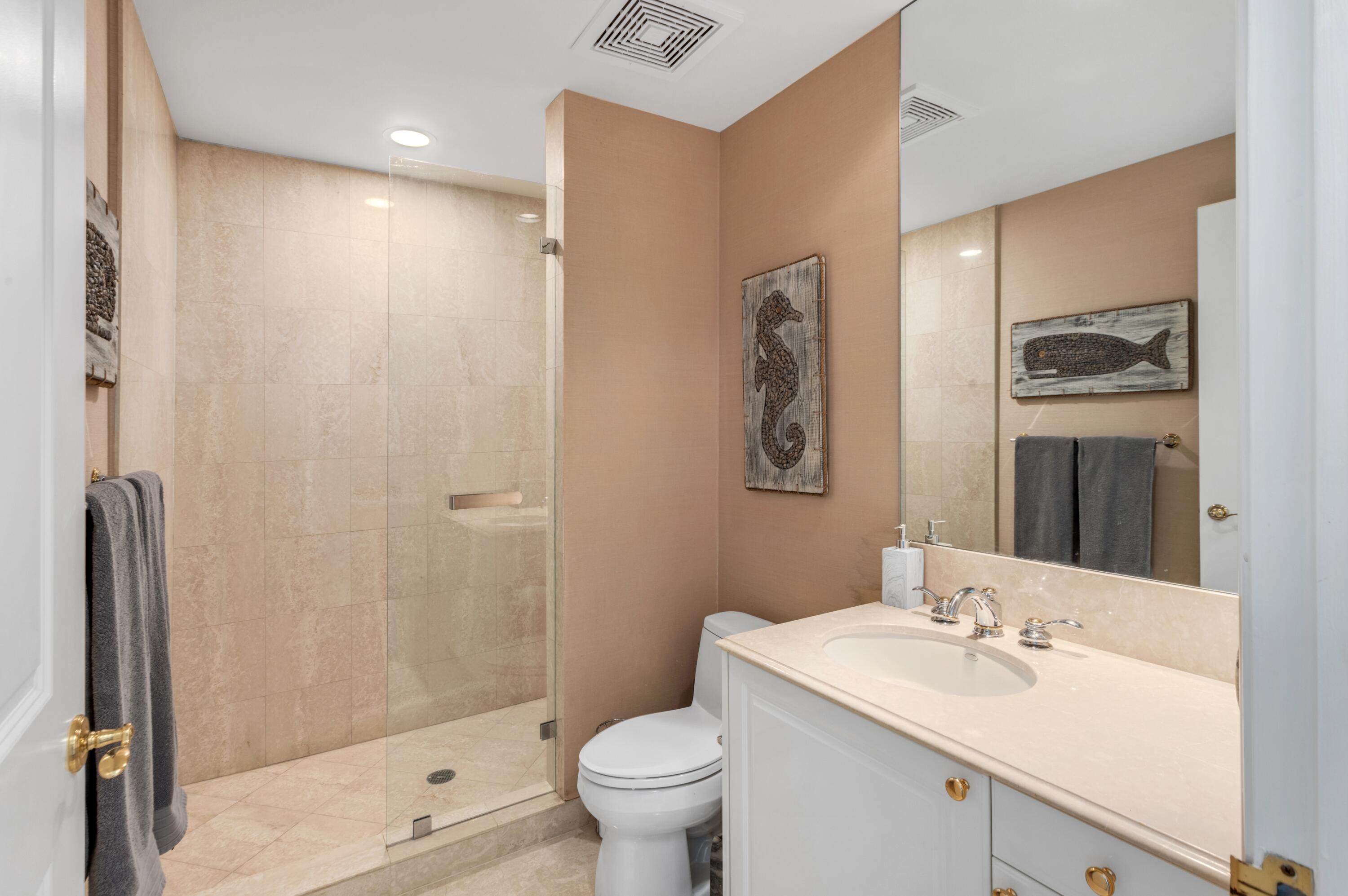 1063 Hillsboro Mile 606, Hillsboro Beach Unit: 606