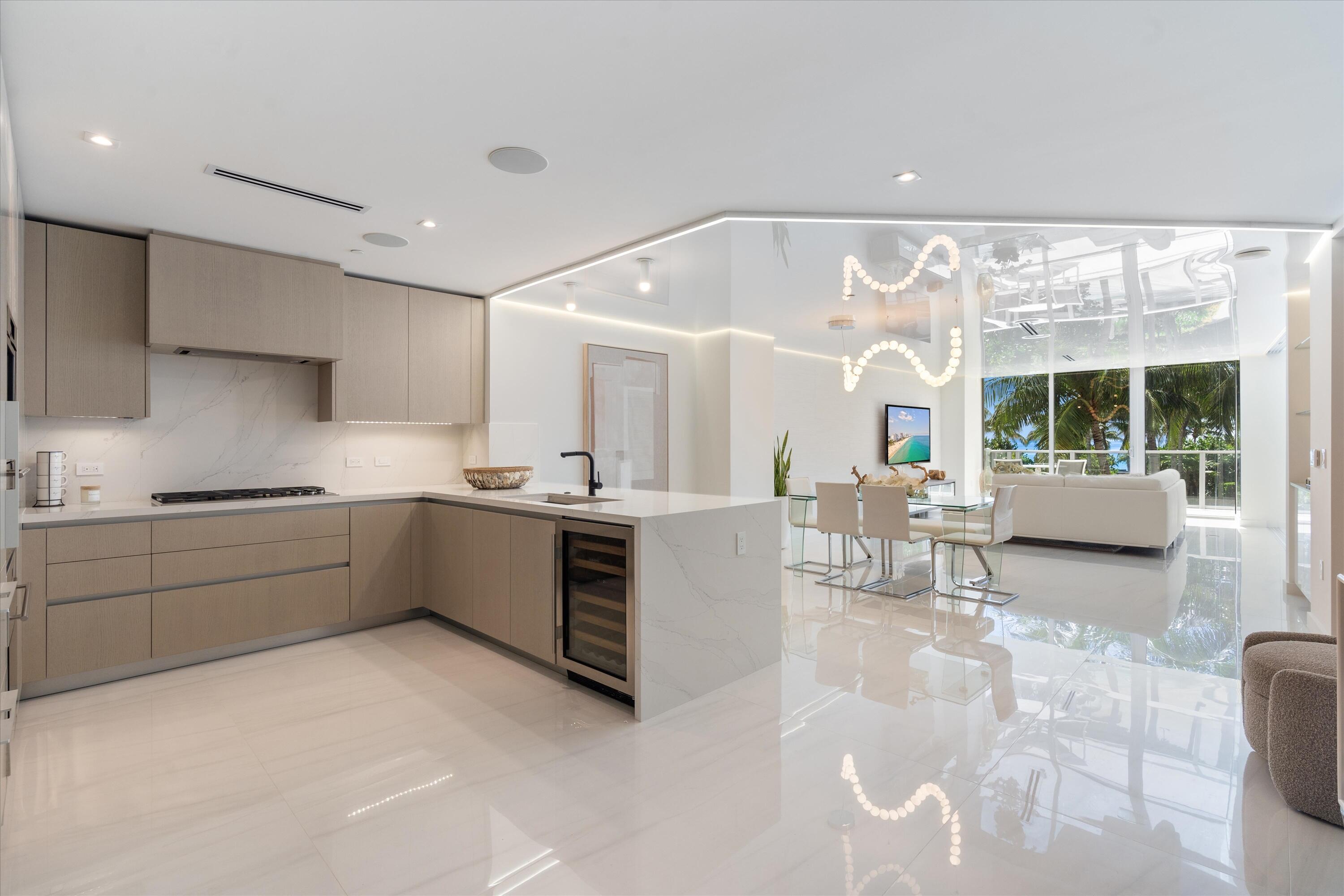 2200 N Ocean Boulevard N201