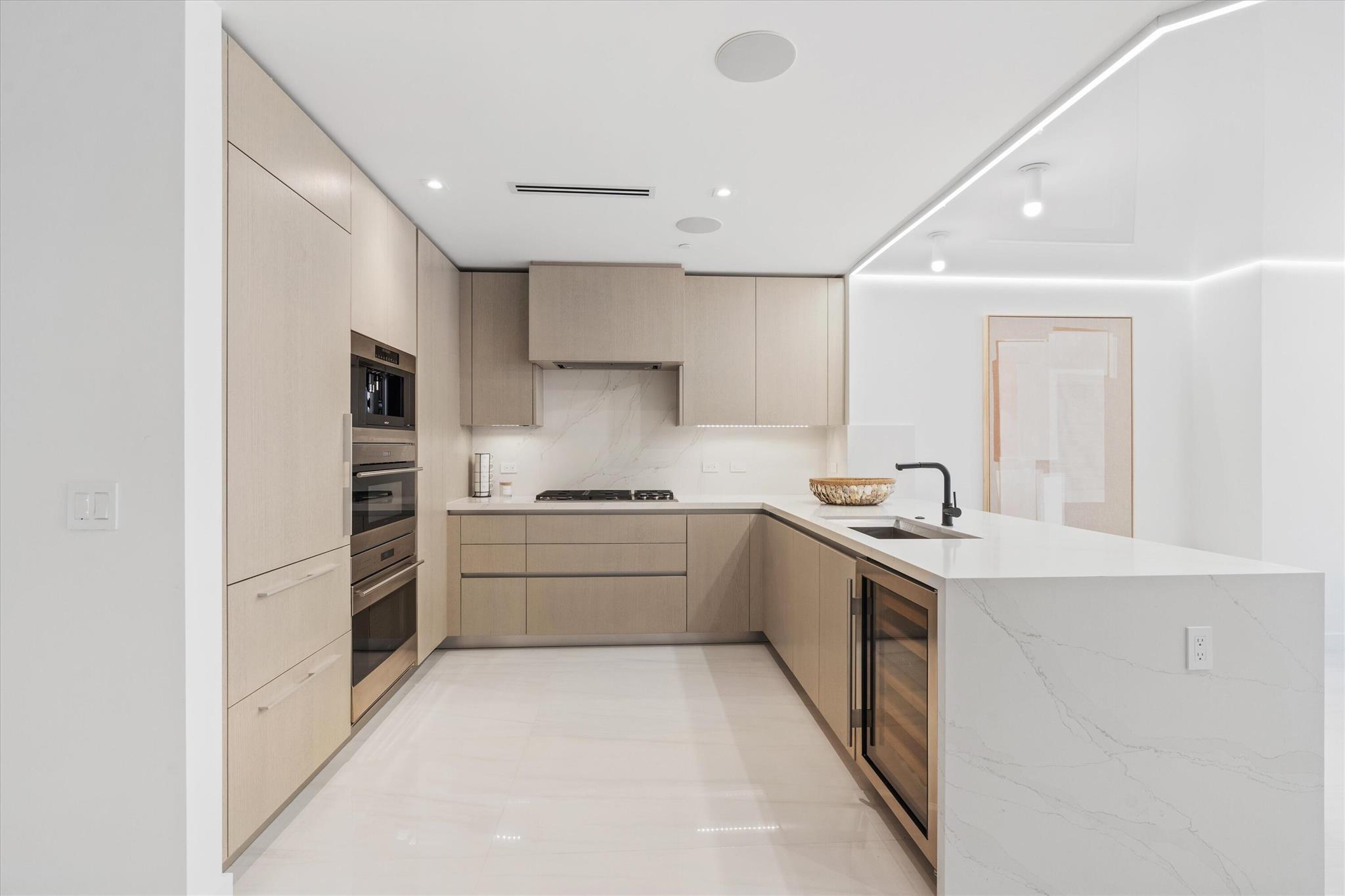 2200 N Ocean Boulevard N201