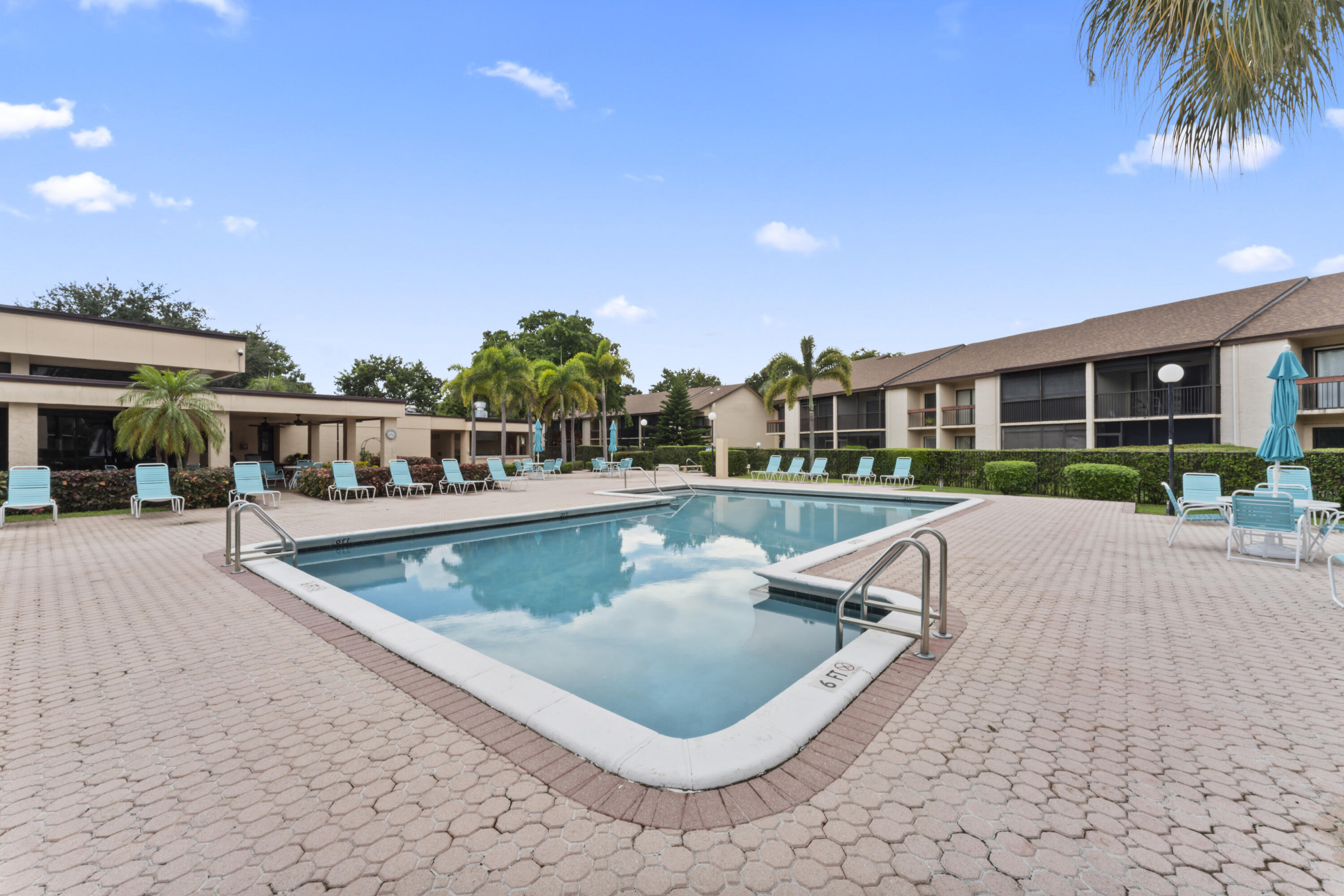 2339 SW 15th Street #27