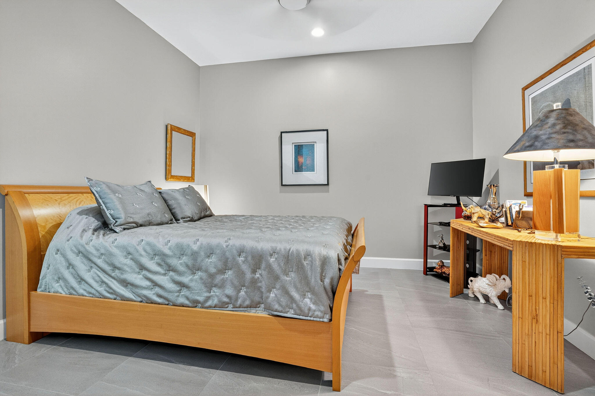 9249 Seahorse Bay Drive