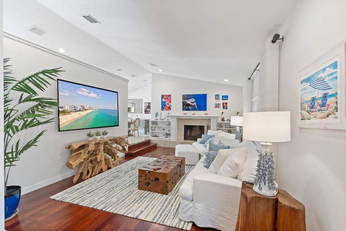 830 NE Boca Bay Colony Drive