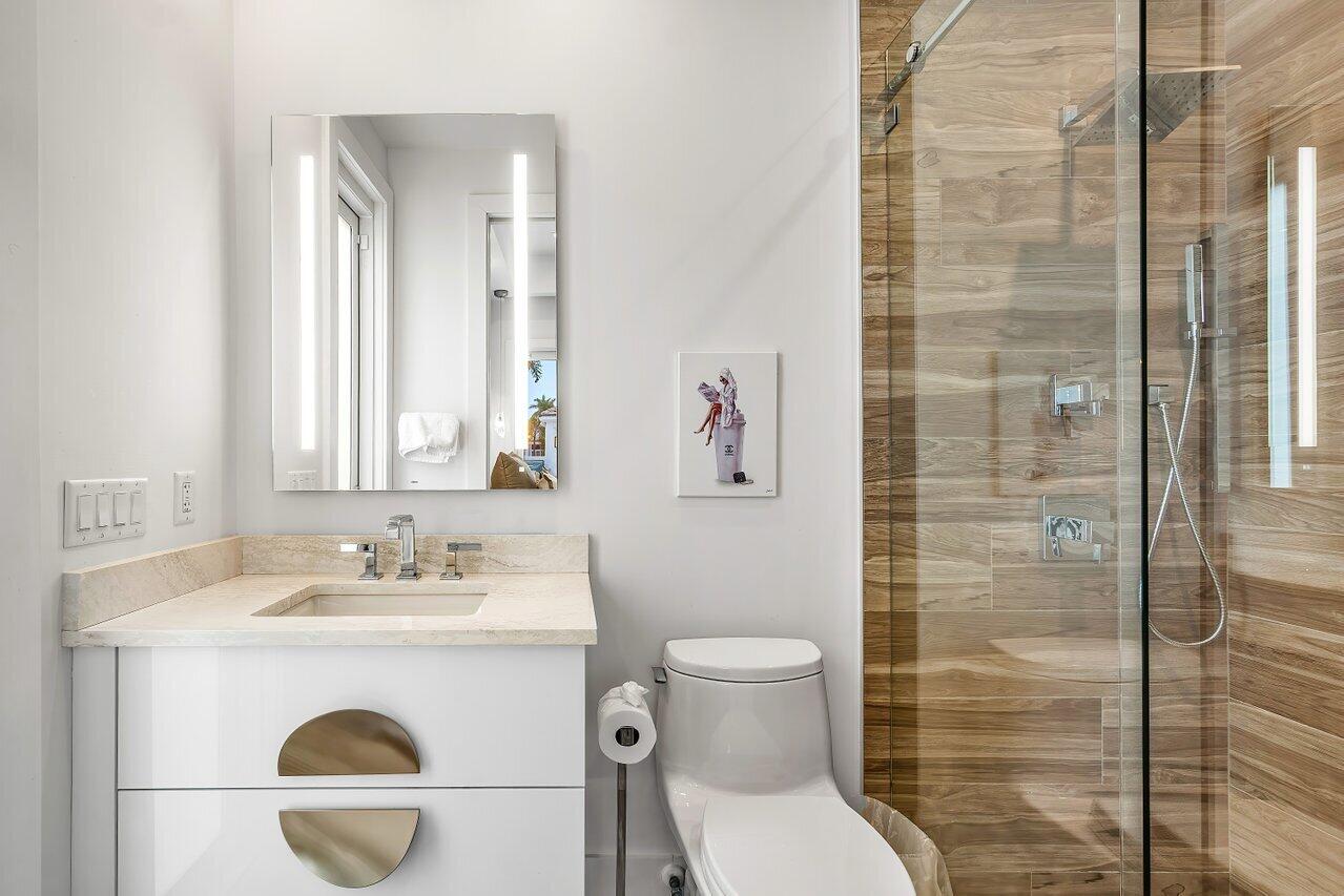 3506 NW Clubside Circle