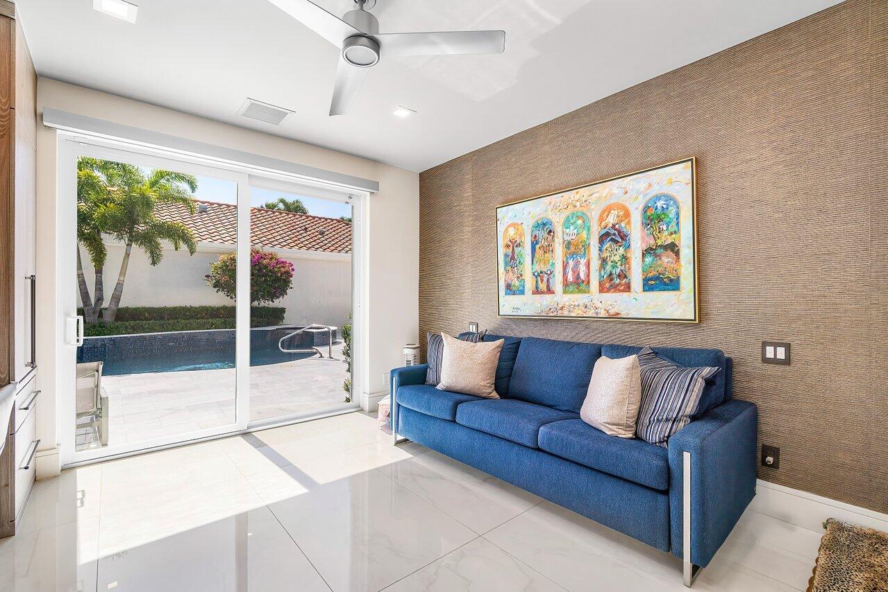 3506 NW Clubside Circle