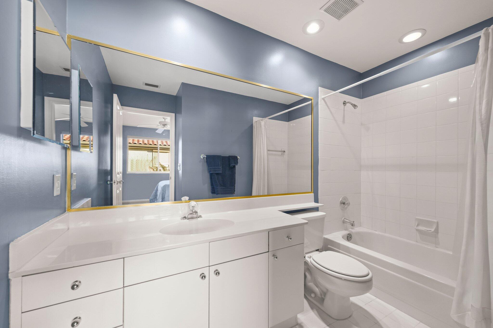 2595 NW 53rd Street