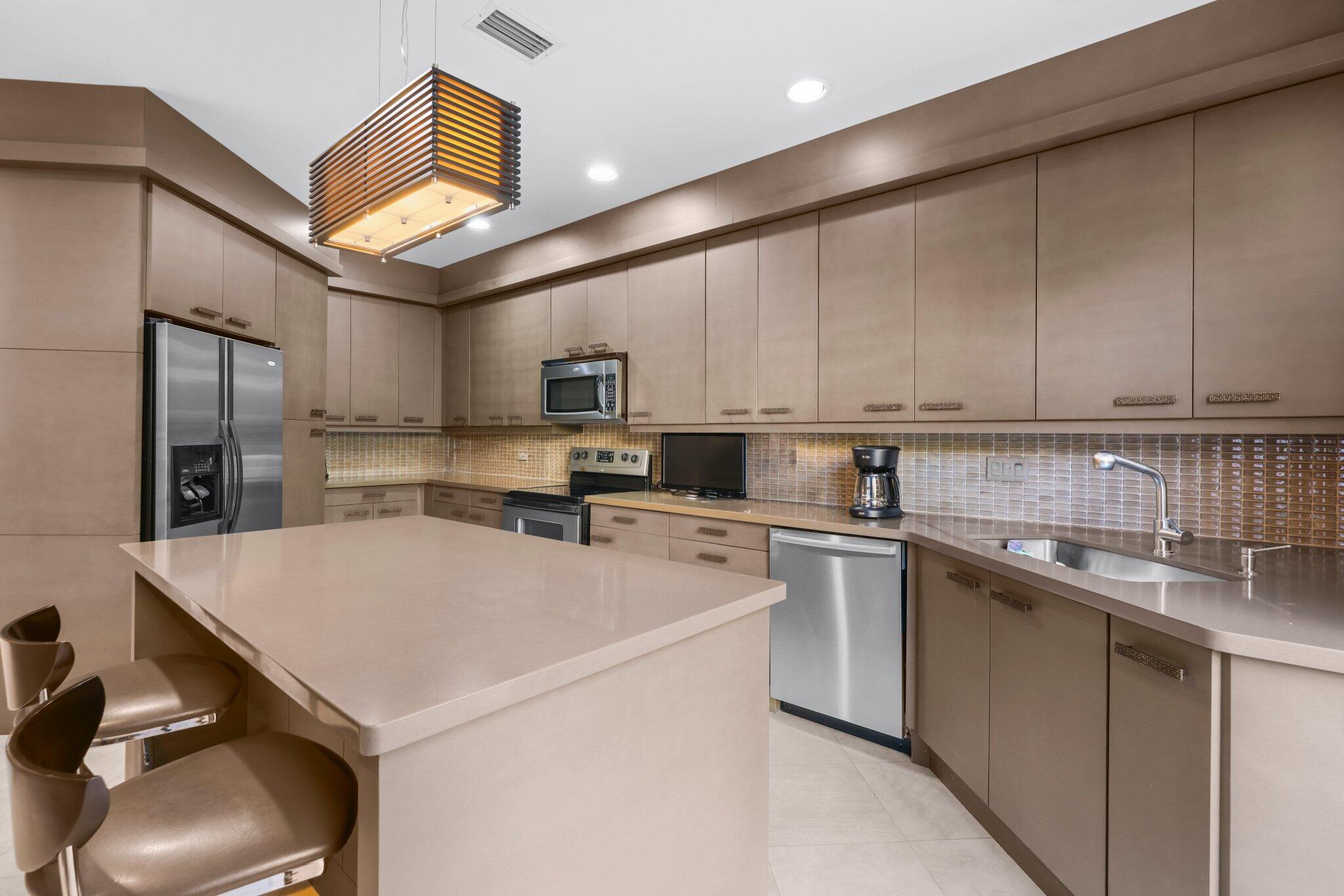 2595 NW 53rd Street