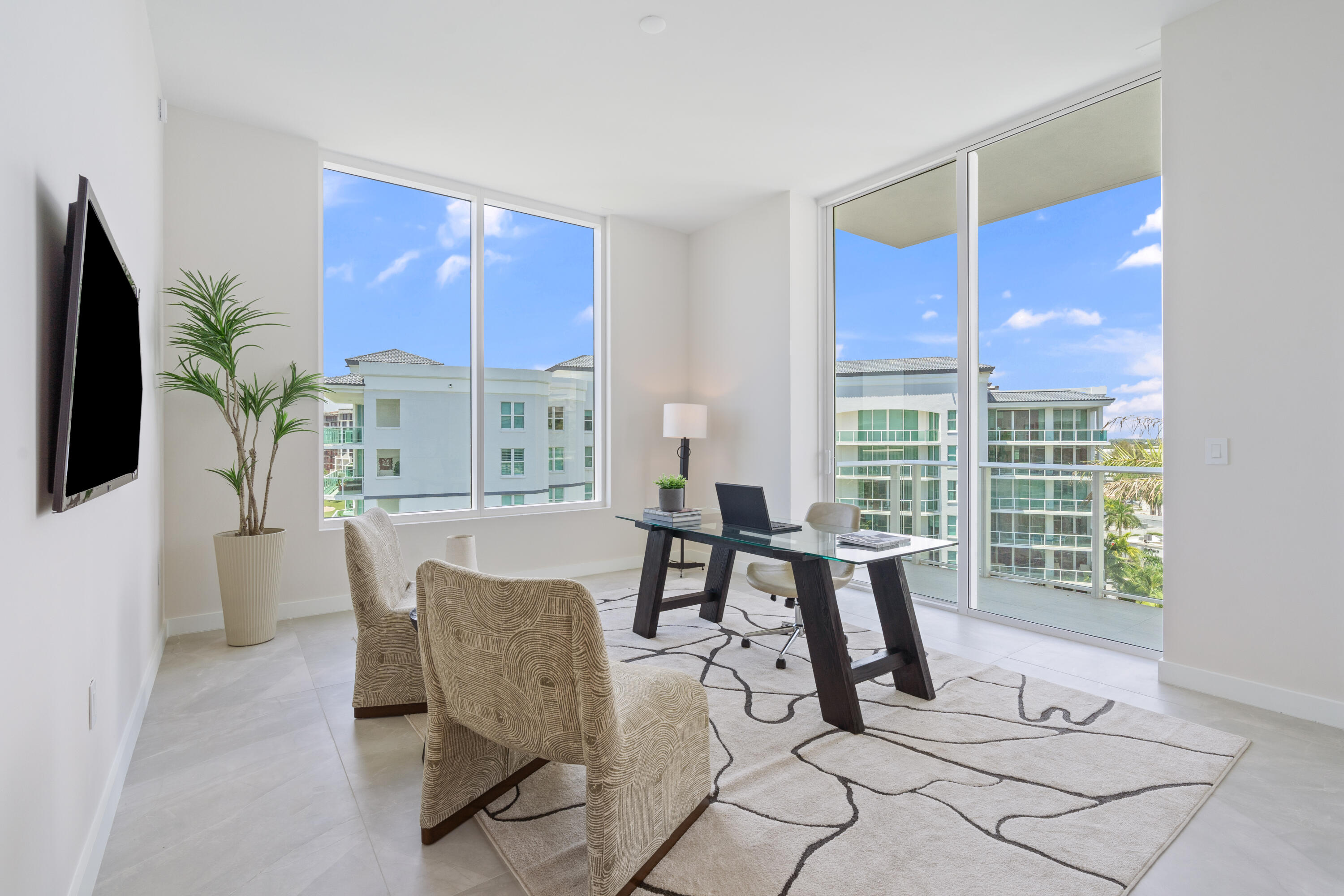220 SE Mizner Boulevard Ph920