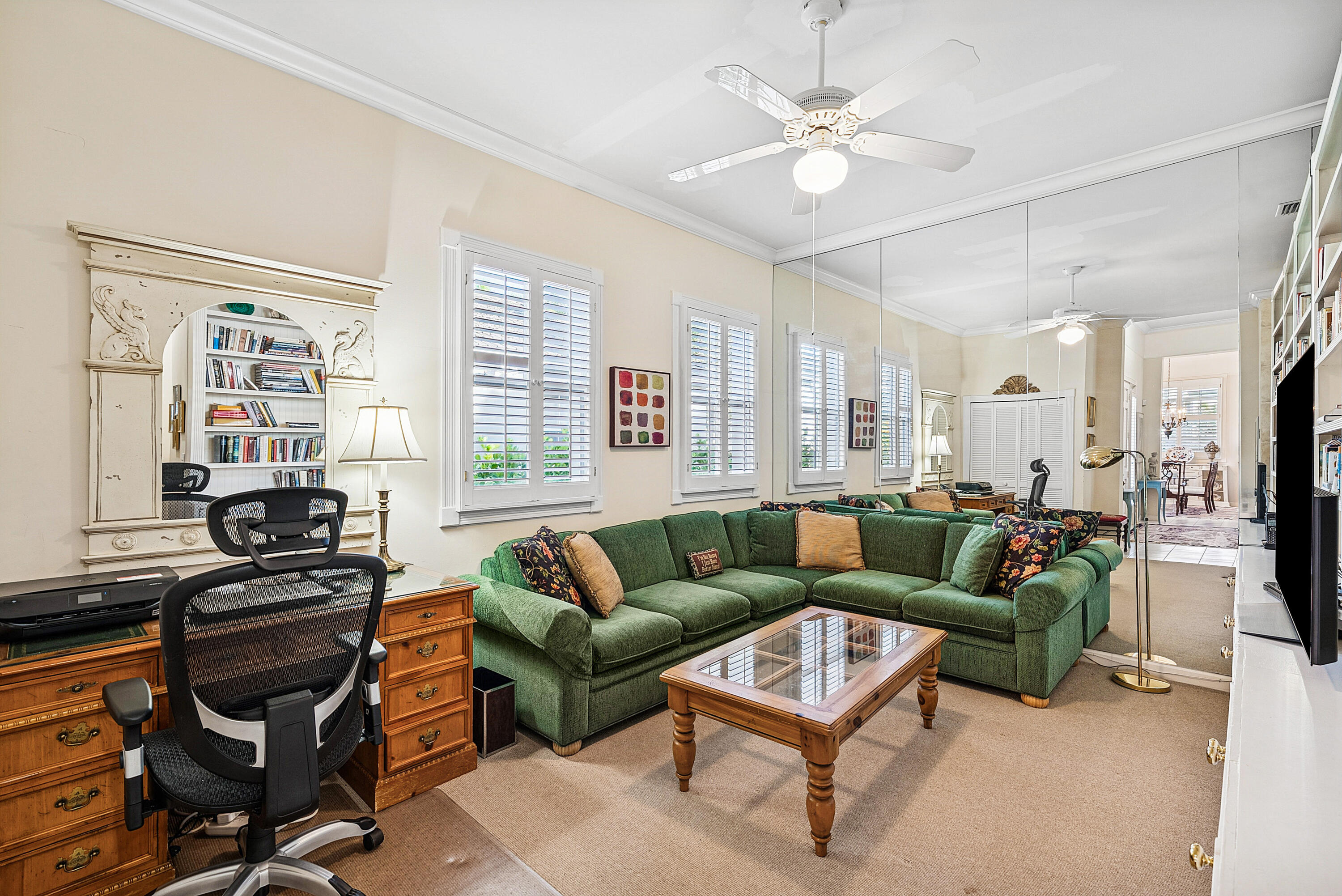 4007 NW 58th Place