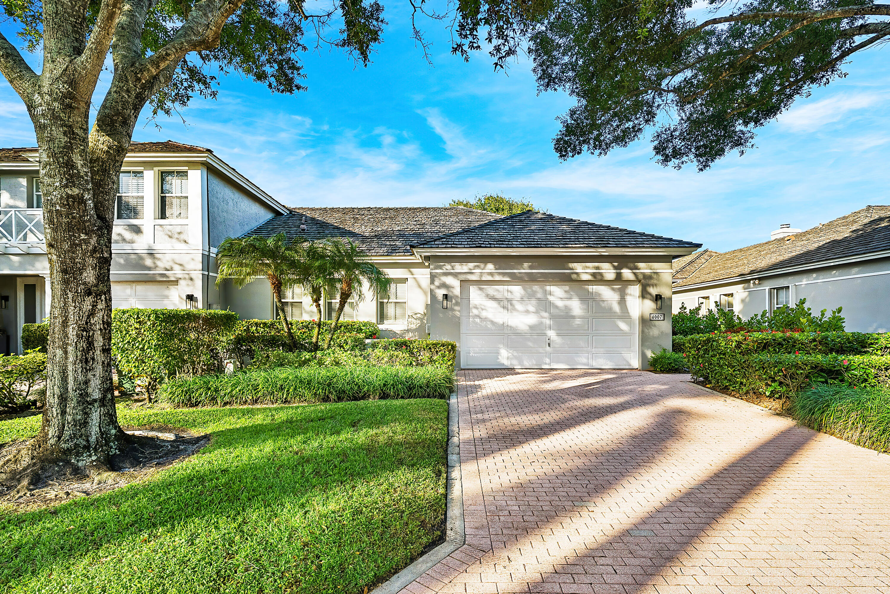 4007 NW 58th Place