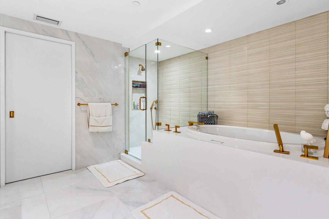 1500 S Ocean Boulevard 303/304