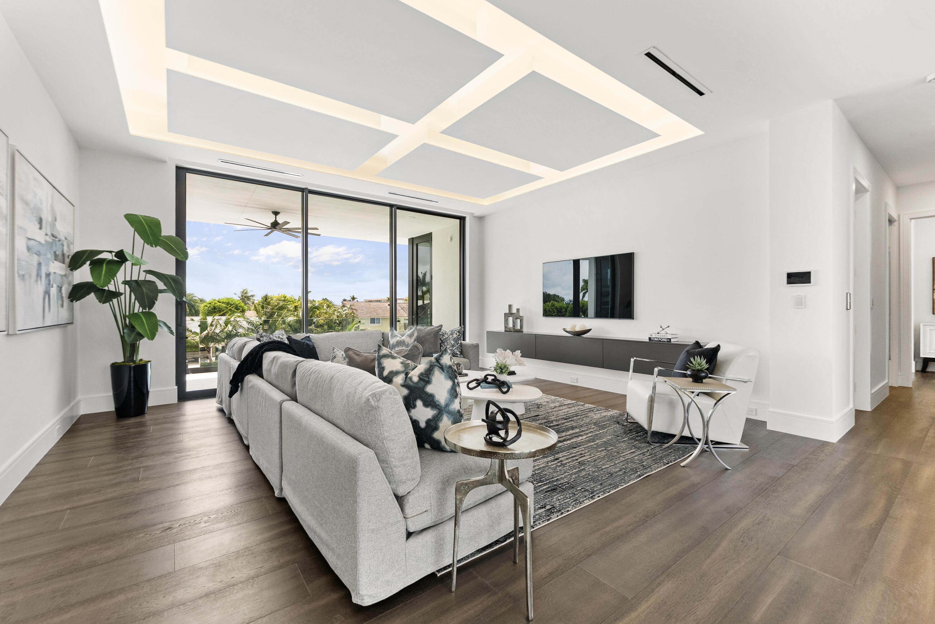 940 Dogwood Drive