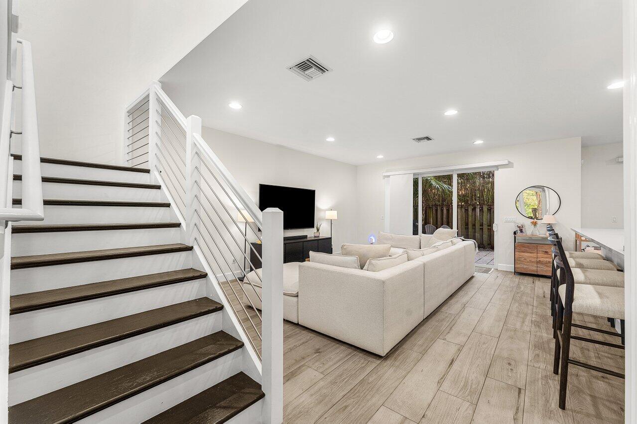 612 SW 15th Street