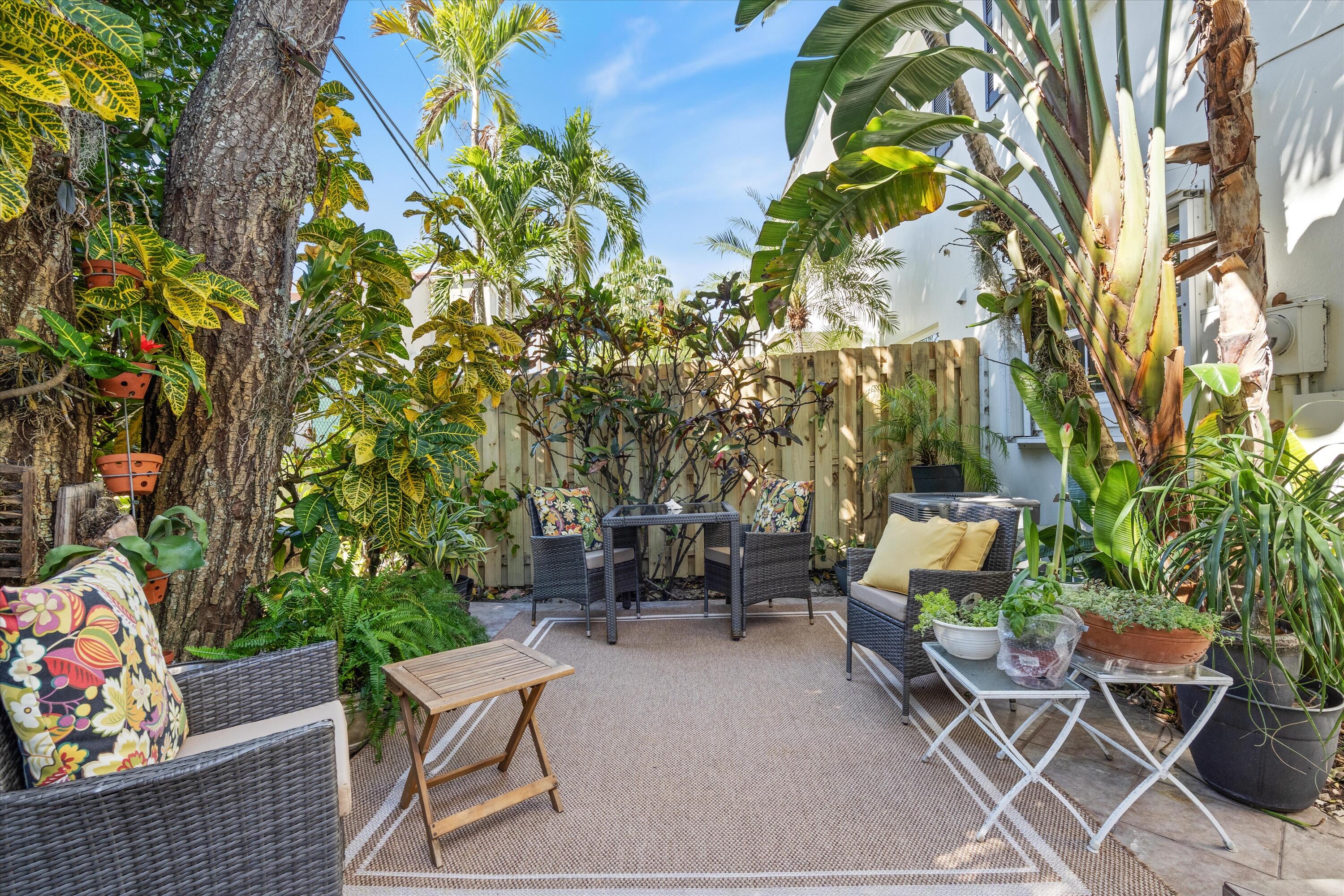 6590 N Ocean Boulevard 9, Ocean Ridge Unit: 9