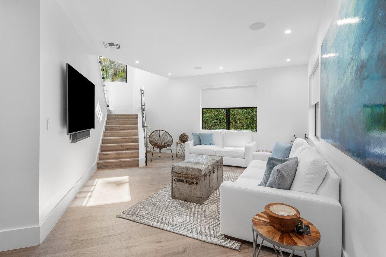 3746 NW 53rd Street
