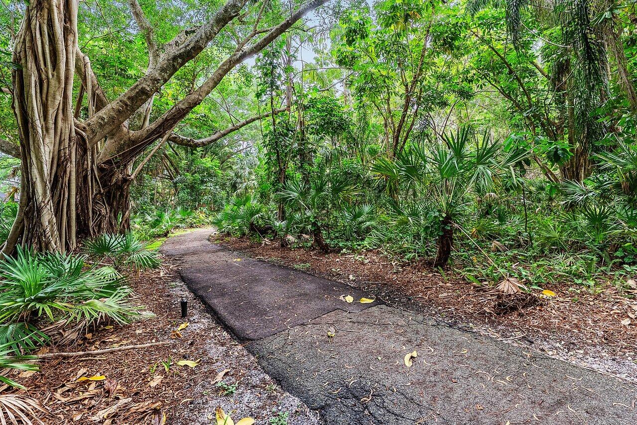 2425 NW 36th Street