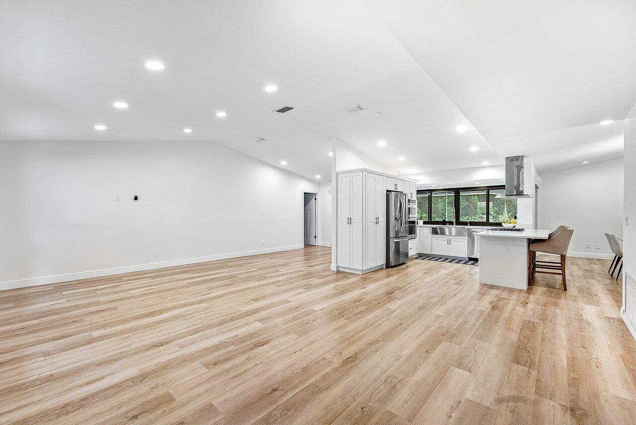 2425 NW 36th Street