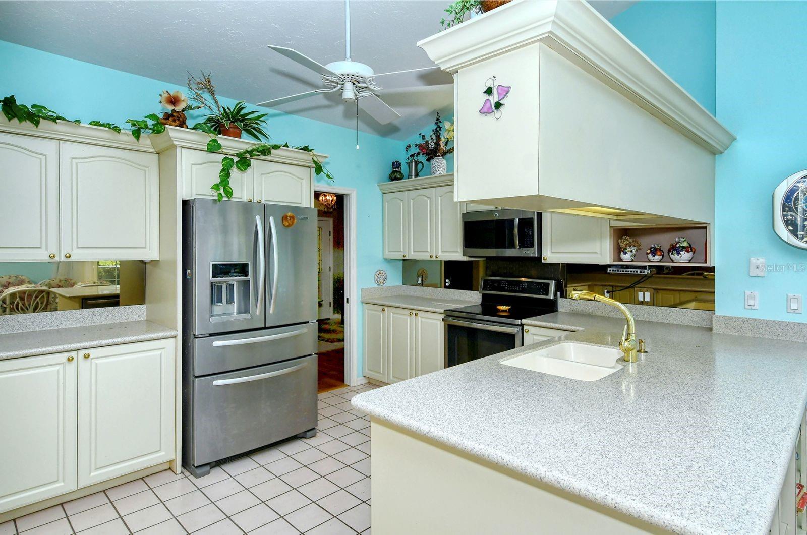 7812 BROADMOOR PINES BOULEVARD