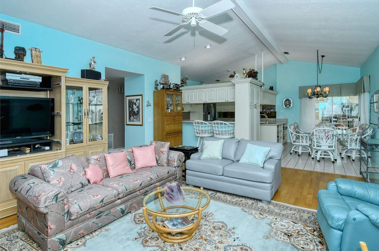 7812 BROADMOOR PINES BOULEVARD