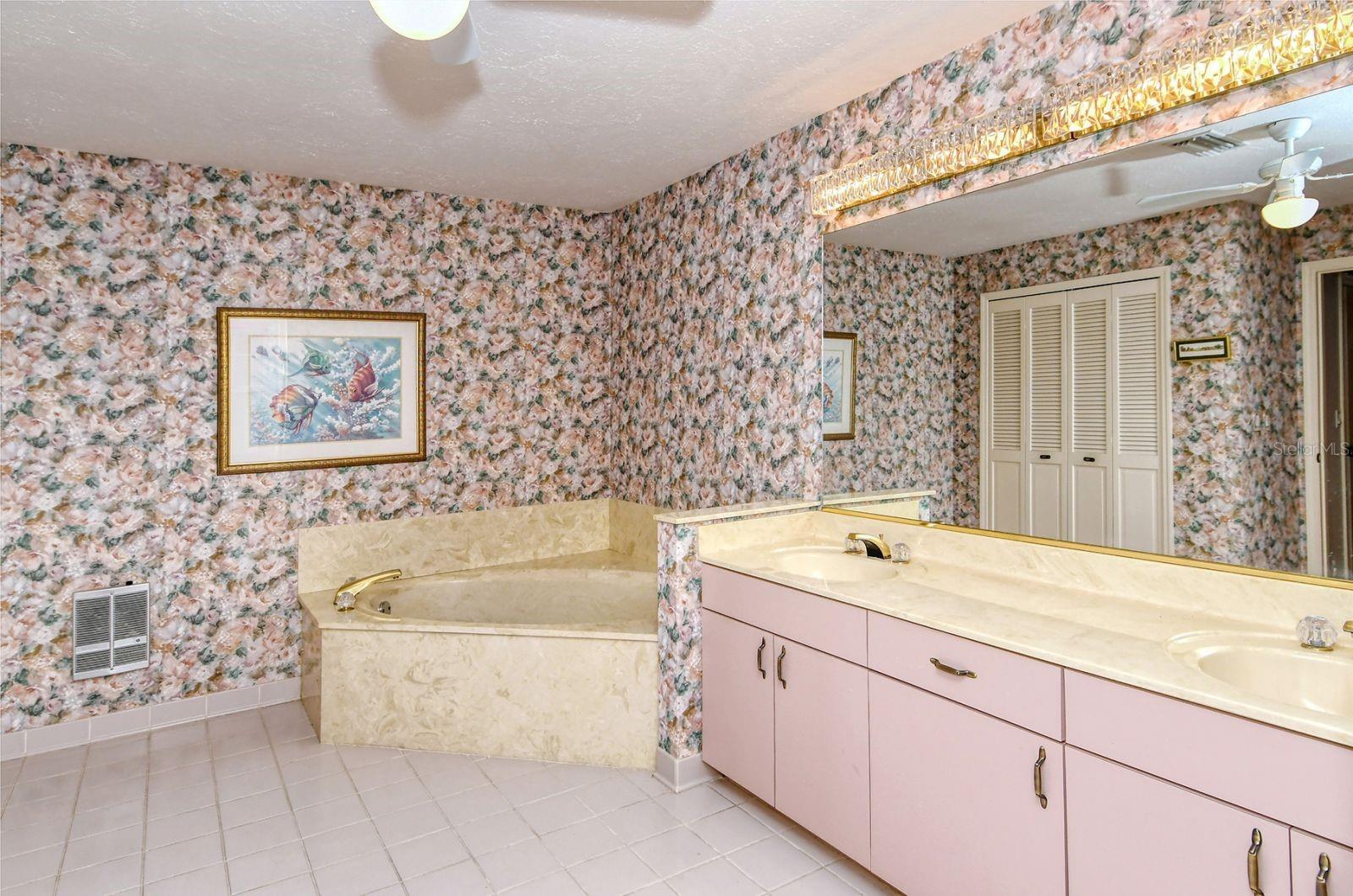 7812 BROADMOOR PINES BOULEVARD