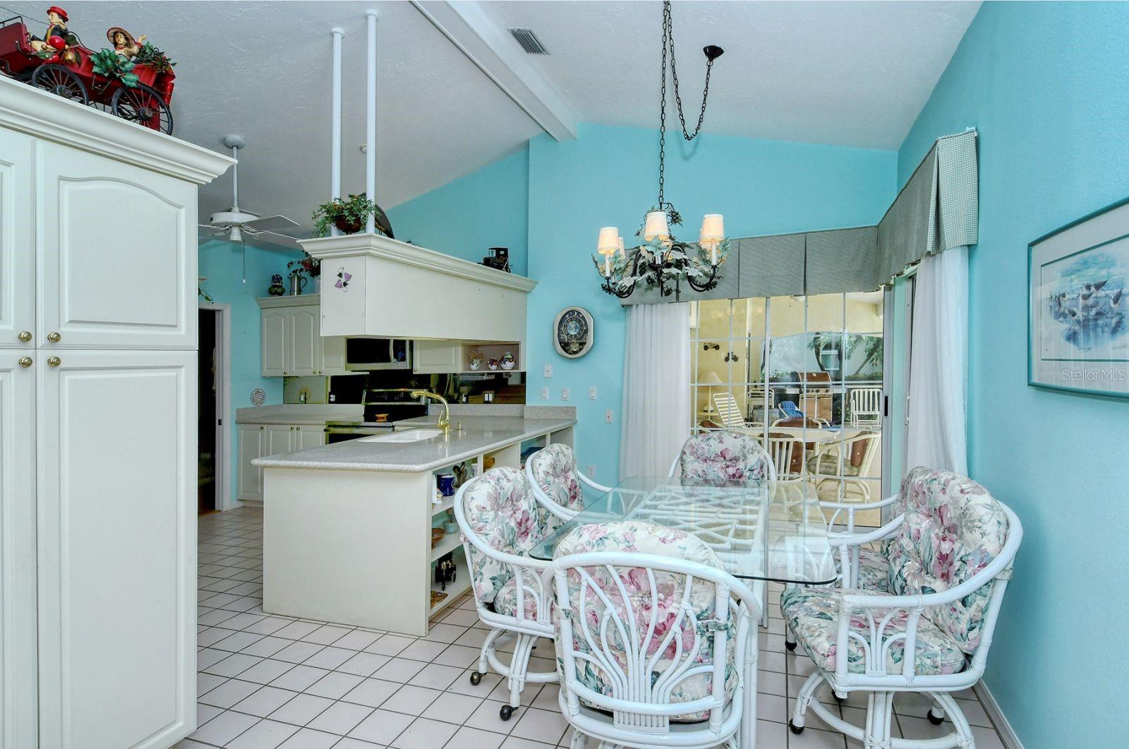 7812 BROADMOOR PINES BOULEVARD