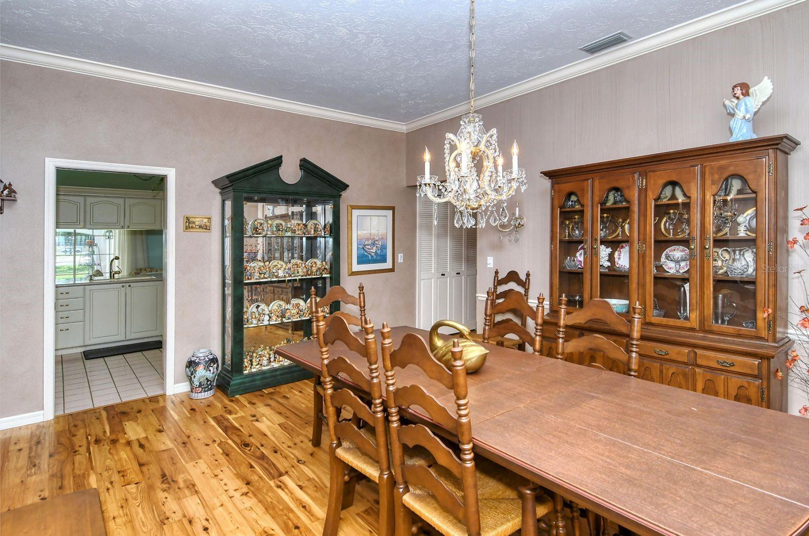 7812 BROADMOOR PINES BOULEVARD