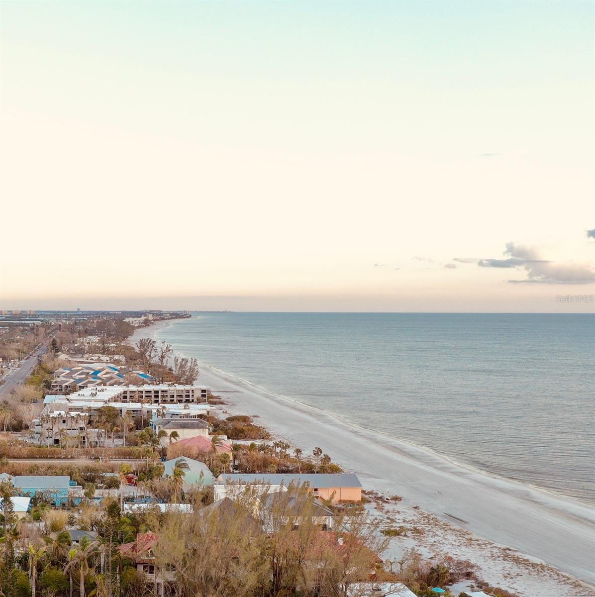 5941 GULF OF MEXICO DR