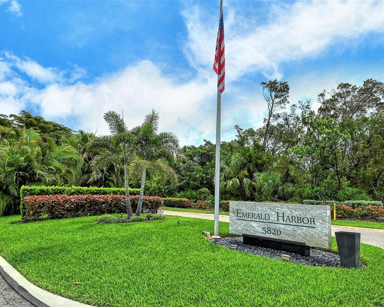 6011 EMERALD HARBOR DR