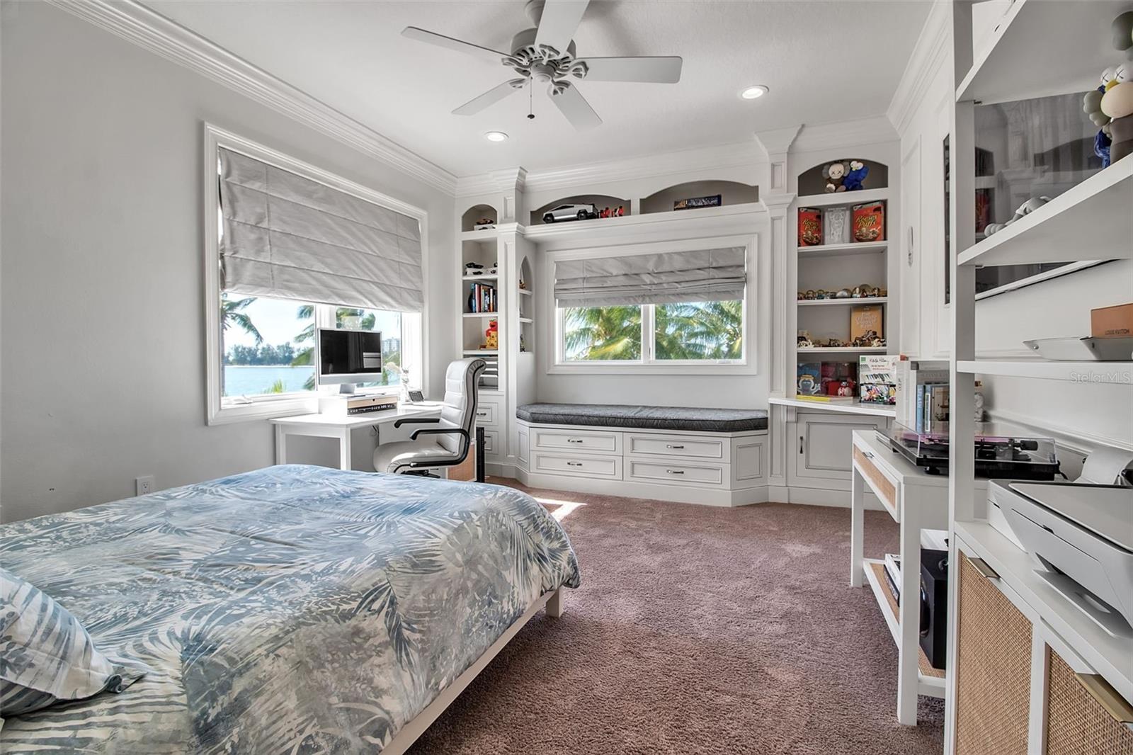 3500 BAYOU LOUISE LN