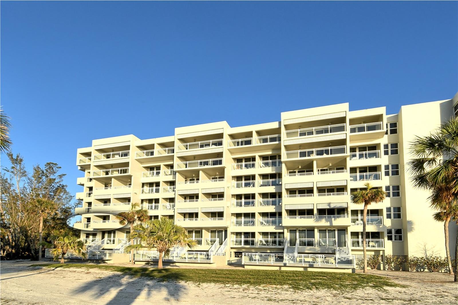 240 SANDS POINT RD #4201