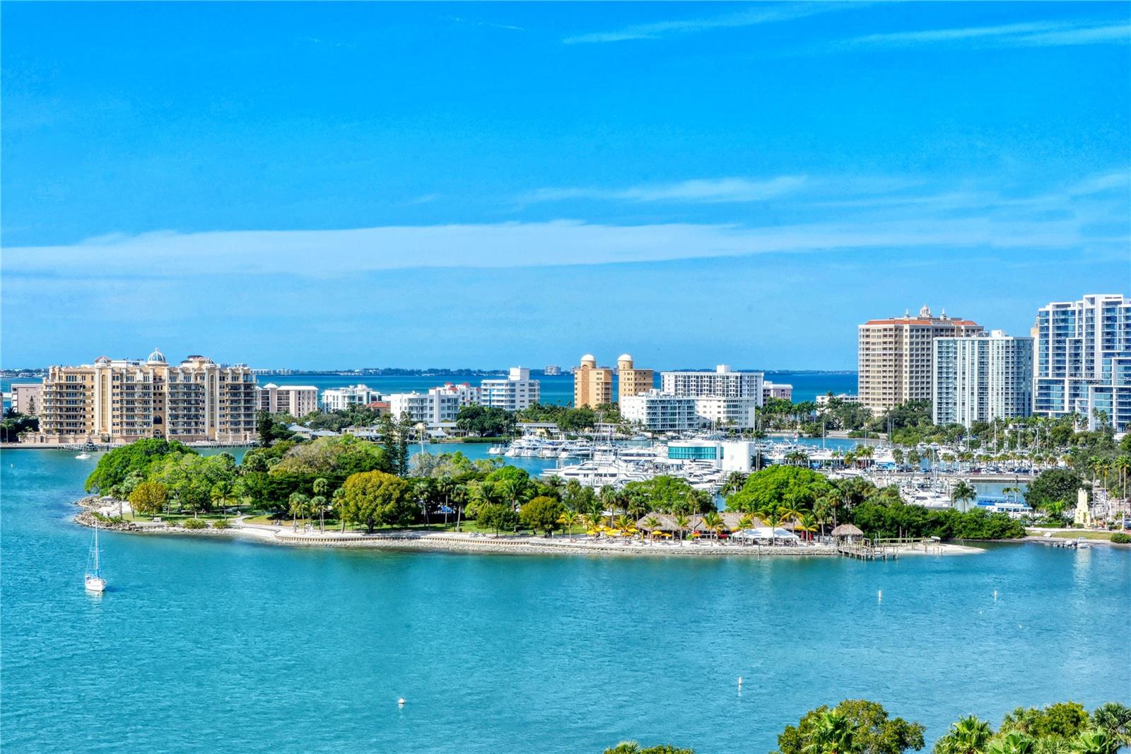 240 SANDS POINT RD #4201