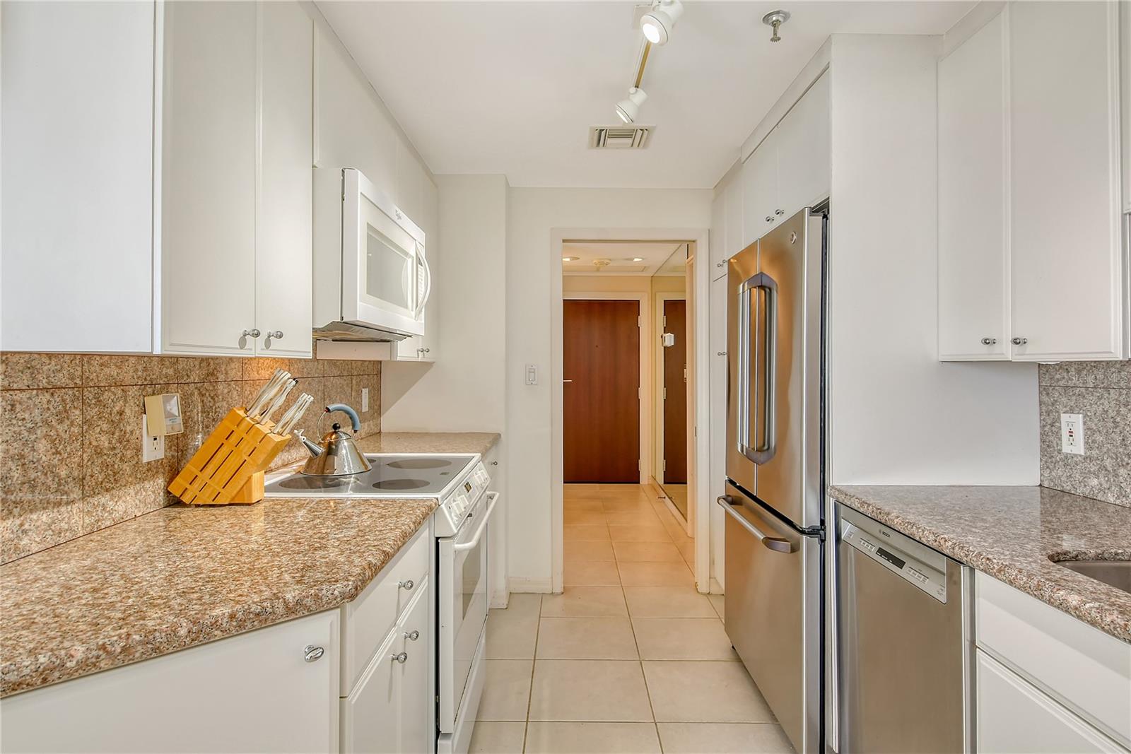 1211 GULF OF MEXICO DR #704